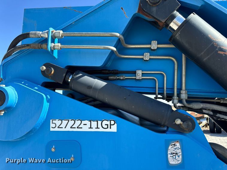 image for item DV1817 2010 Genie GTH-1056 telehandler