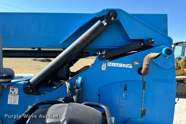 image for item DV1817 2010 Genie GTH-1056 telehandler