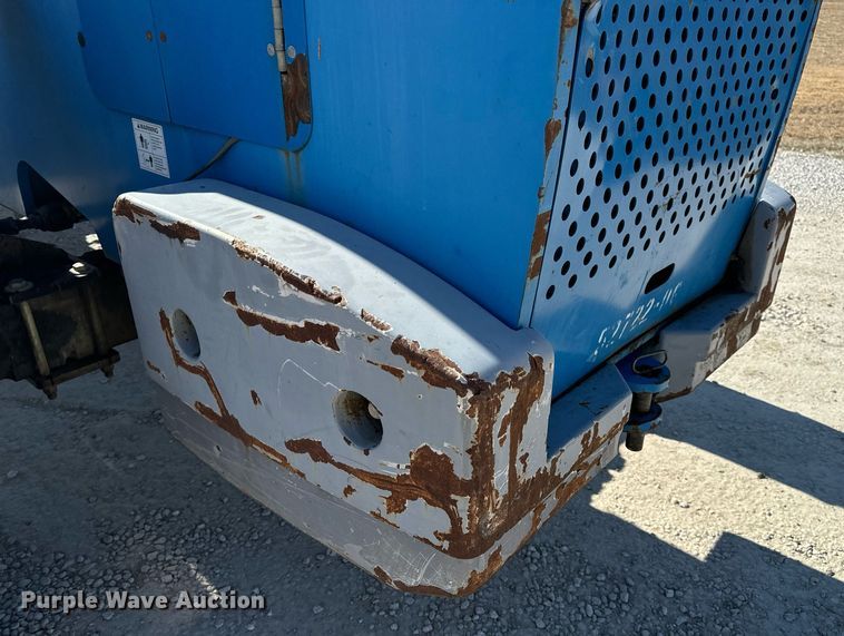 image for item DV1817 2010 Genie GTH-1056 telehandler