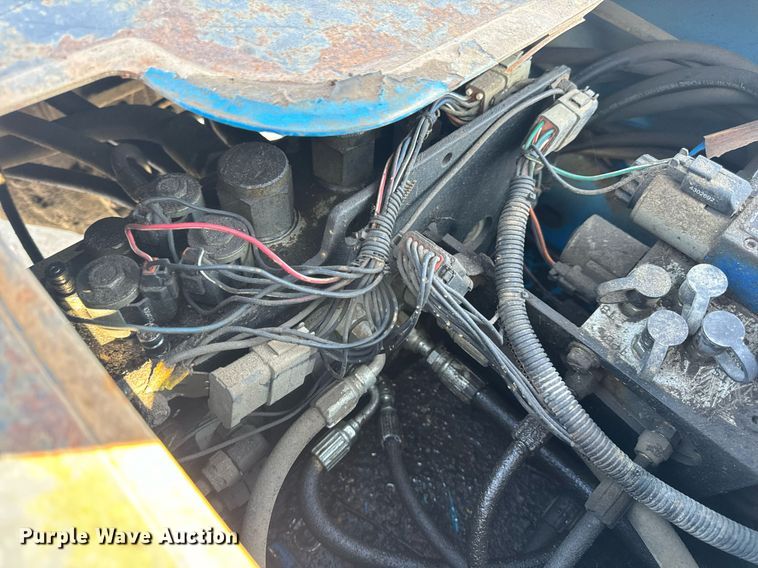 image for item DV1817 2010 Genie GTH-1056 telehandler