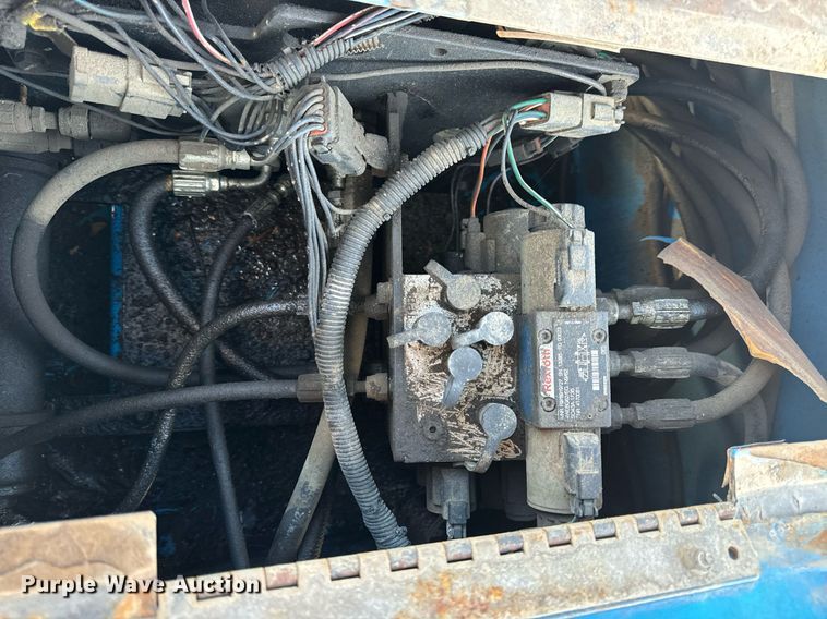 image for item DV1817 2010 Genie GTH-1056 telehandler