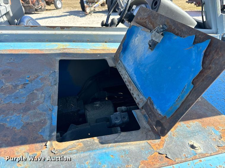 image for item DV1817 2010 Genie GTH-1056 telehandler