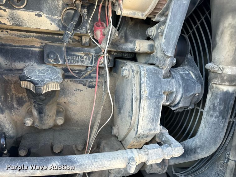 image for item DV1817 2010 Genie GTH-1056 telehandler