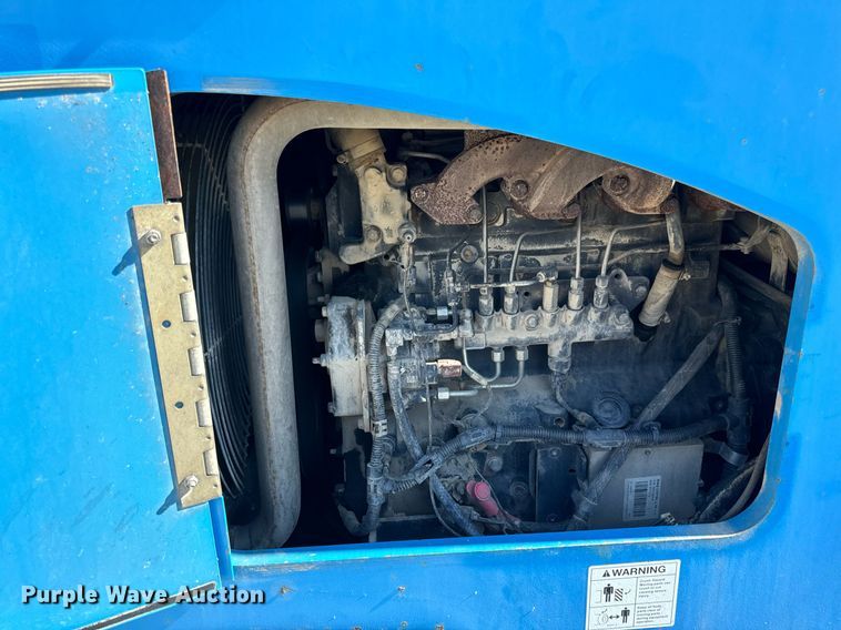 image for item DV1817 2010 Genie GTH-1056 telehandler