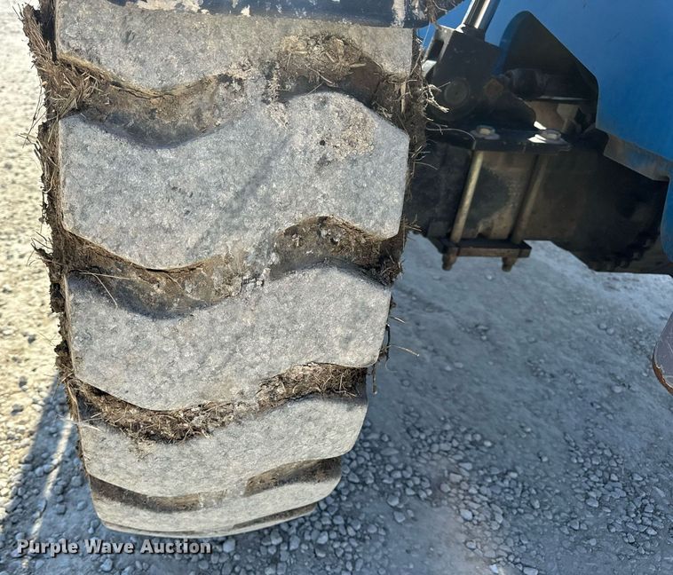 image for item DV1817 2010 Genie GTH-1056 telehandler