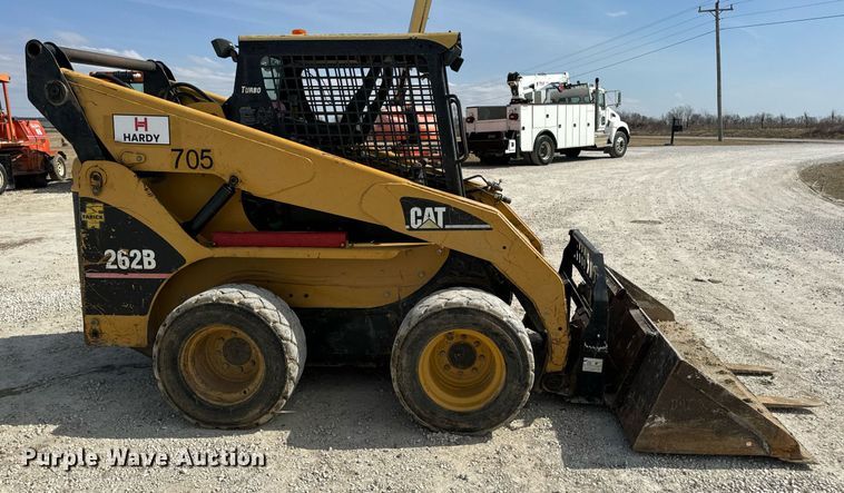 image for item DV1820 2006 Caterpillar 262B skid steer loader