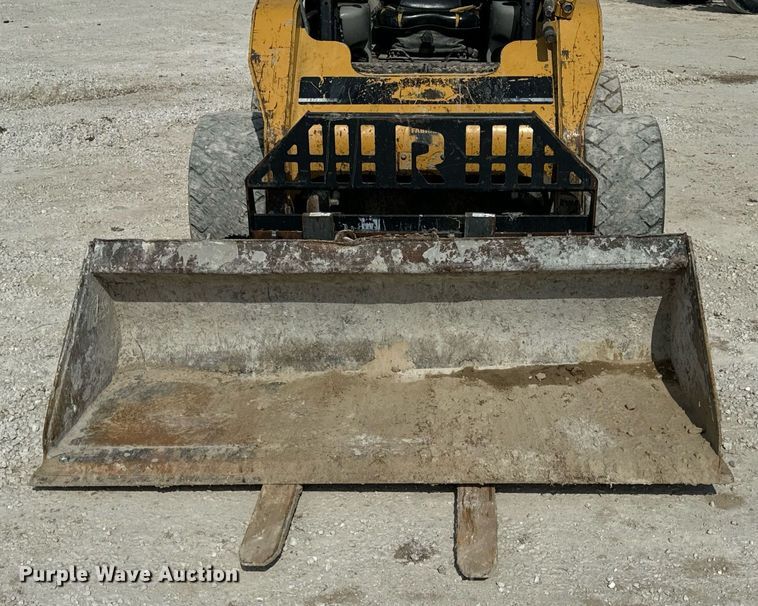 image for item DV1820 2006 Caterpillar 262B skid steer loader