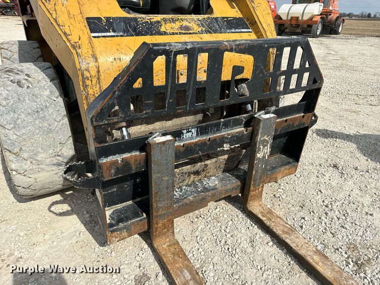 image for item DV1820 2006 Caterpillar 262B skid steer loader