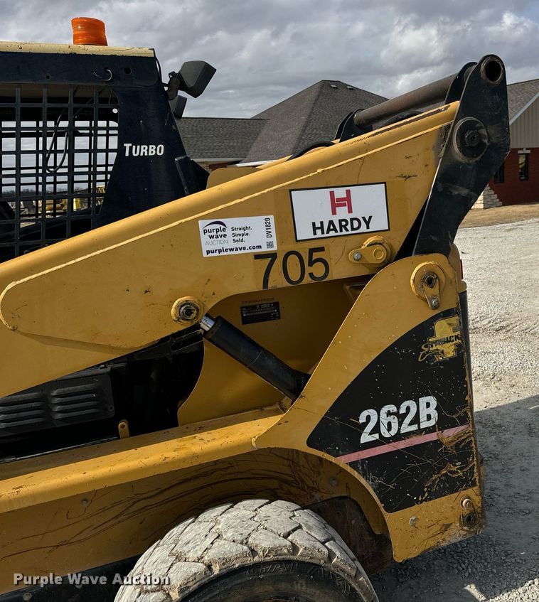 image for item DV1820 2006 Caterpillar 262B skid steer loader
