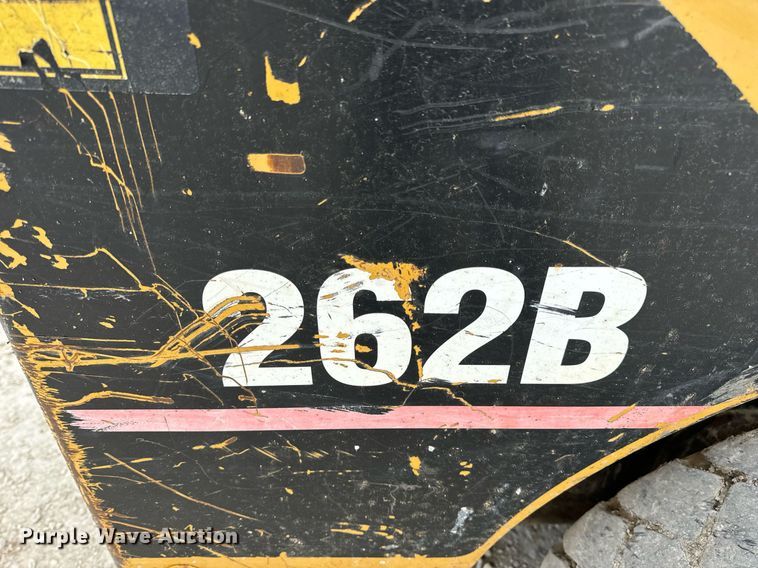 image for item DV1820 2006 Caterpillar 262B skid steer loader