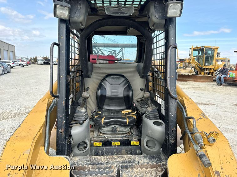 image for item DV1820 2006 Caterpillar 262B skid steer loader