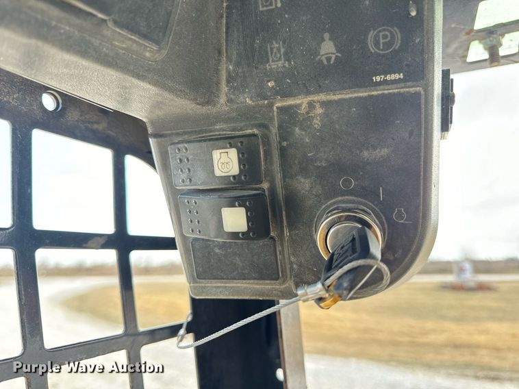 image for item DV1820 2006 Caterpillar 262B skid steer loader