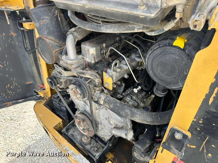 image for item DV1820 2006 Caterpillar 262B skid steer loader