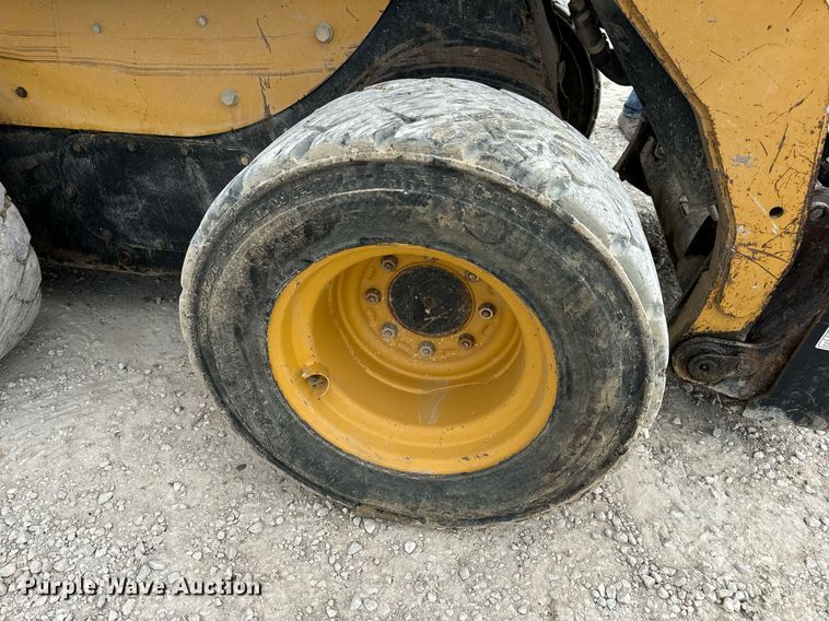 image for item DV1820 2006 Caterpillar 262B skid steer loader