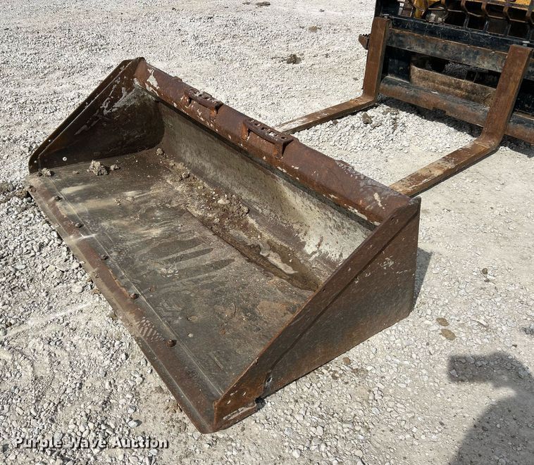 image for item DV1821 2005 Caterpillar 246B skid steer loader