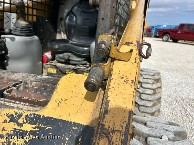 image for item DV1821 2005 Caterpillar 246B skid steer loader
