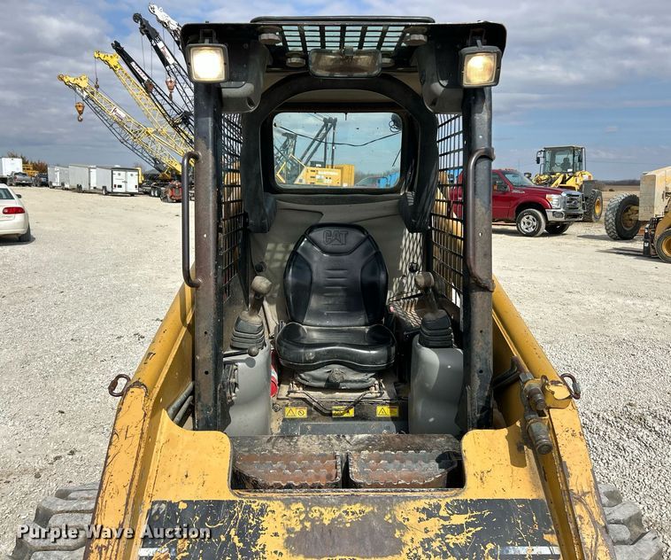 image for item DV1821 2005 Caterpillar 246B skid steer loader