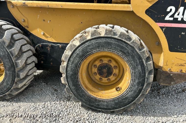 image for item DV1821 2005 Caterpillar 246B skid steer loader