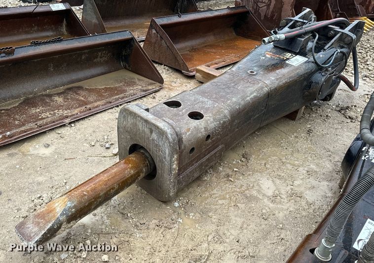 image for item DV1824 Caterpillar H160D breaker