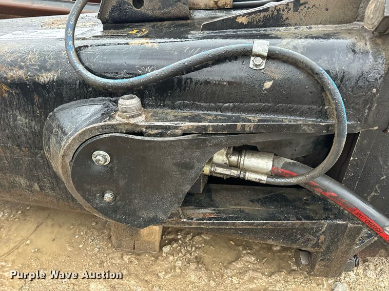 image for item DV1824 Caterpillar H160D breaker