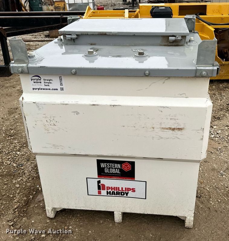 image for item DV1825 2022 Western Global FCP250 Fuel Cube transfer tank