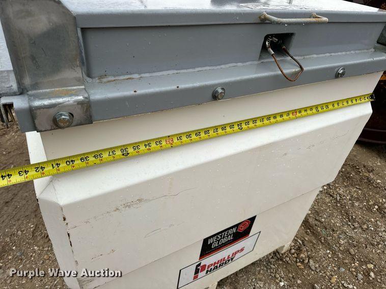 image for item DV1825 2022 Western Global FCP250 Fuel Cube transfer tank