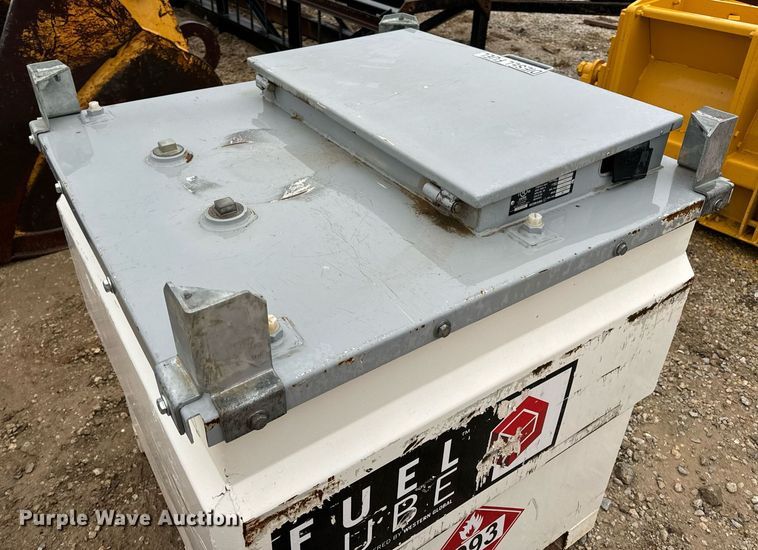 image for item DV1825 2022 Western Global FCP250 Fuel Cube transfer tank
