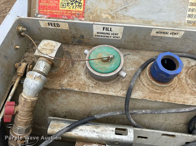 image for item DV1825 2022 Western Global FCP250 Fuel Cube transfer tank