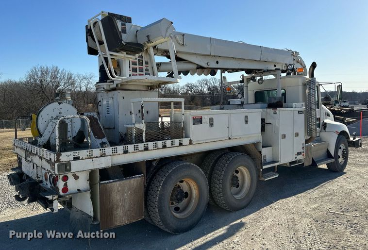 image for item DV1853 2011 Kenworth T370 digger derrick truck