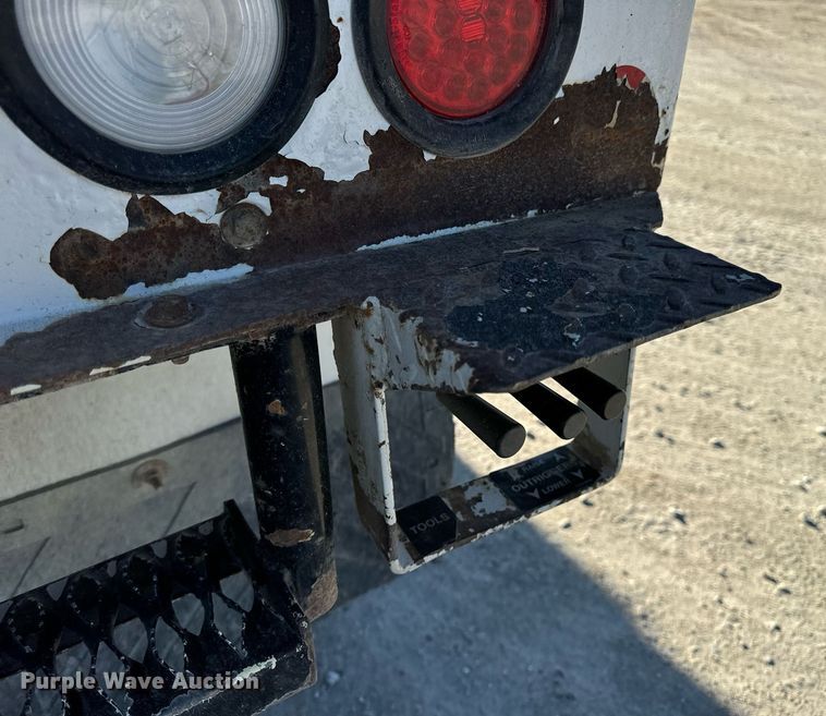 image for item DV1853 2011 Kenworth T370 digger derrick truck