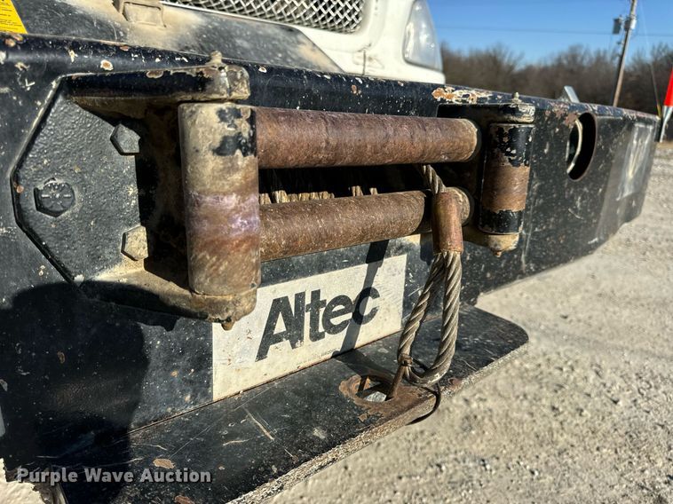 image for item DV1853 2011 Kenworth T370 digger derrick truck