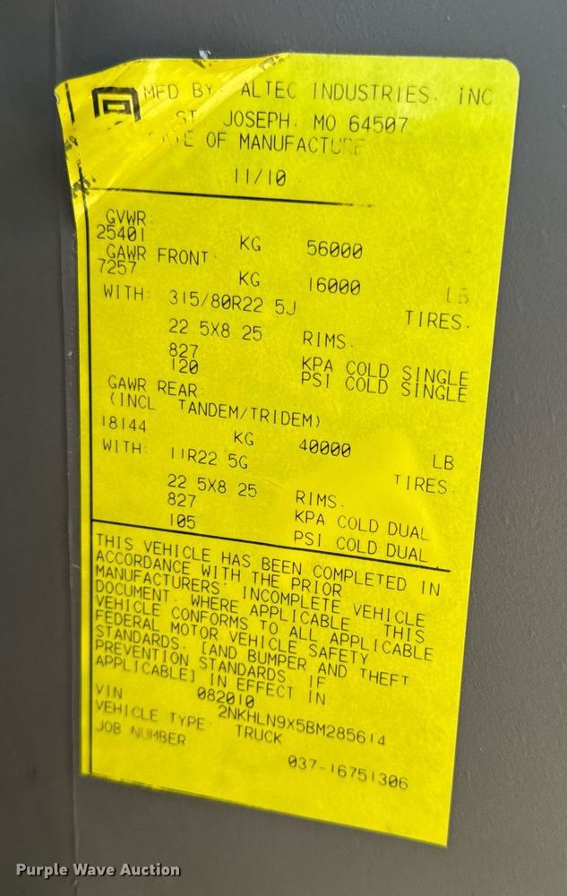 image for item DV1853 2011 Kenworth T370 digger derrick truck