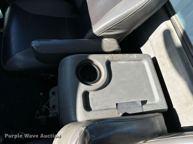 image for item DV1853 2011 Kenworth T370 digger derrick truck