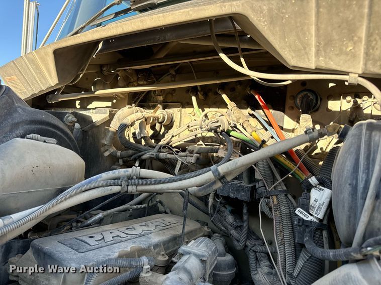 image for item DV1853 2011 Kenworth T370 digger derrick truck