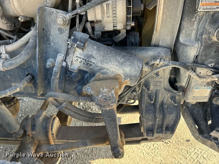 image for item DV1853 2011 Kenworth T370 digger derrick truck