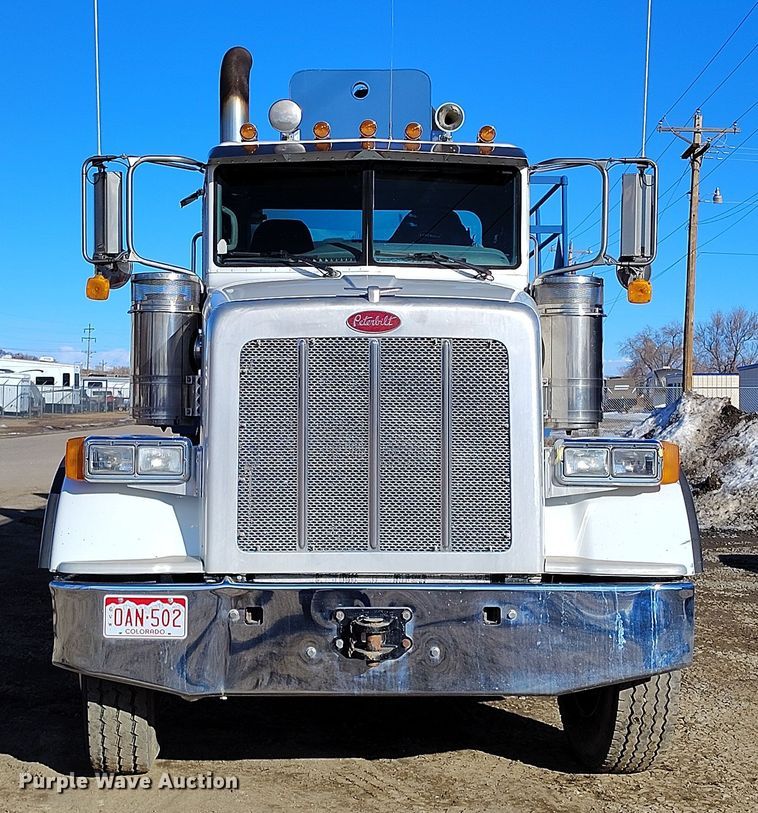 image for item DV6703 2008 Peterbilt 367 vacuum truck