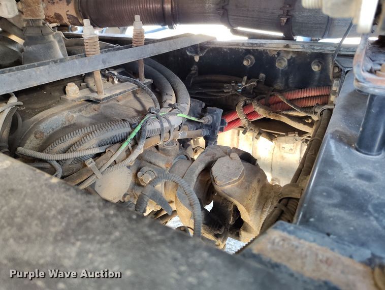 image for item DV6703 2008 Peterbilt 367 vacuum truck