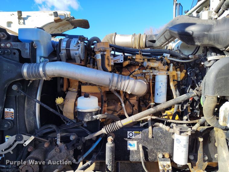 image for item DV6703 2008 Peterbilt 367 vacuum truck