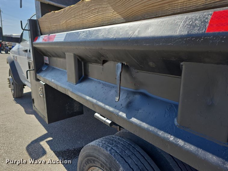 image for item DW3210 2012 Dodge Ram 5500HD dump truck