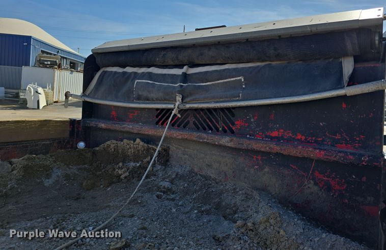 image for item DW3210 2012 Dodge Ram 5500HD dump truck