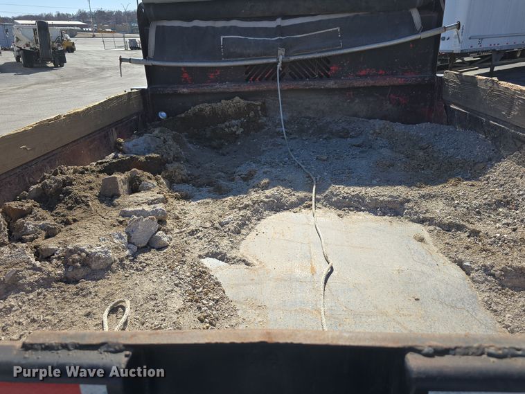 image for item DW3210 2012 Dodge Ram 5500HD dump truck