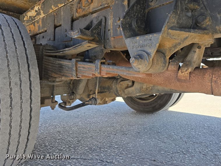 image for item DW3210 2012 Dodge Ram 5500HD dump truck