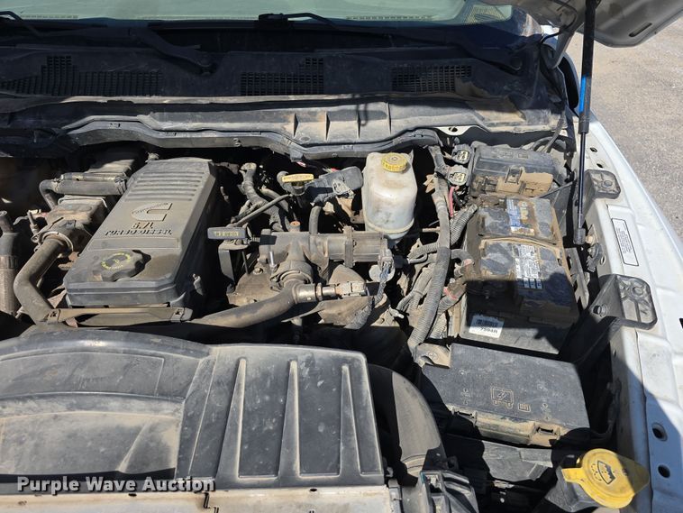 image for item DW3210 2012 Dodge Ram 5500HD dump truck