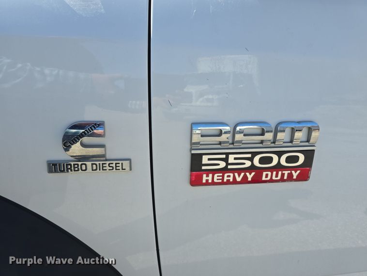 image for item DW3210 2012 Dodge Ram 5500HD dump truck