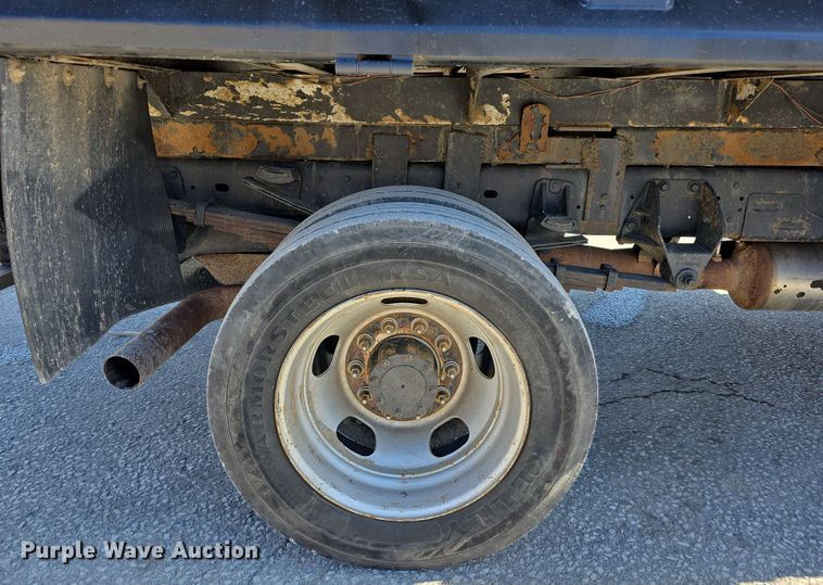 image for item DW3210 2012 Dodge Ram 5500HD dump truck