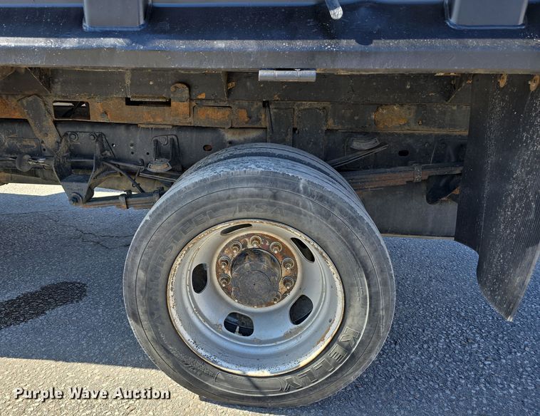 image for item DW3210 2012 Dodge Ram 5500HD dump truck