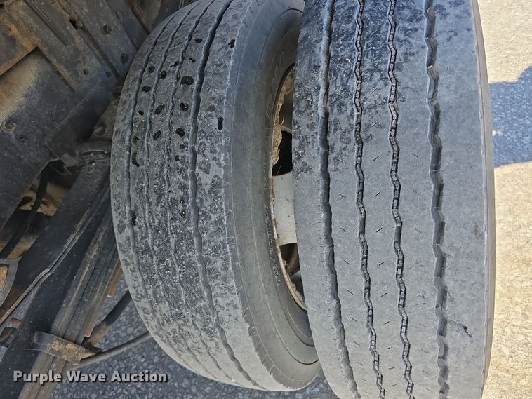 image for item DW3210 2012 Dodge Ram 5500HD dump truck