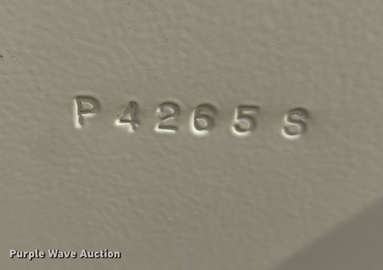 image for item DW3215 2004 Elgin Pelican Series P street sweeper truck