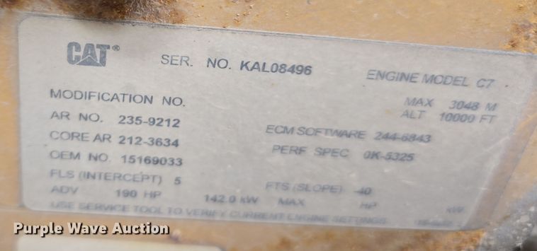 image for item DW3233 2004 GMC C6500 Crew Cab flatbed truck