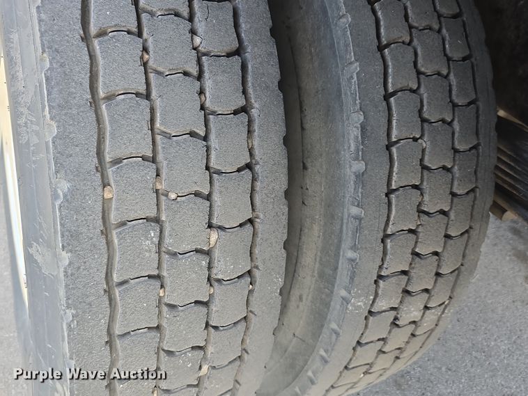 image for item DW3233 2004 GMC C6500 Crew Cab flatbed truck